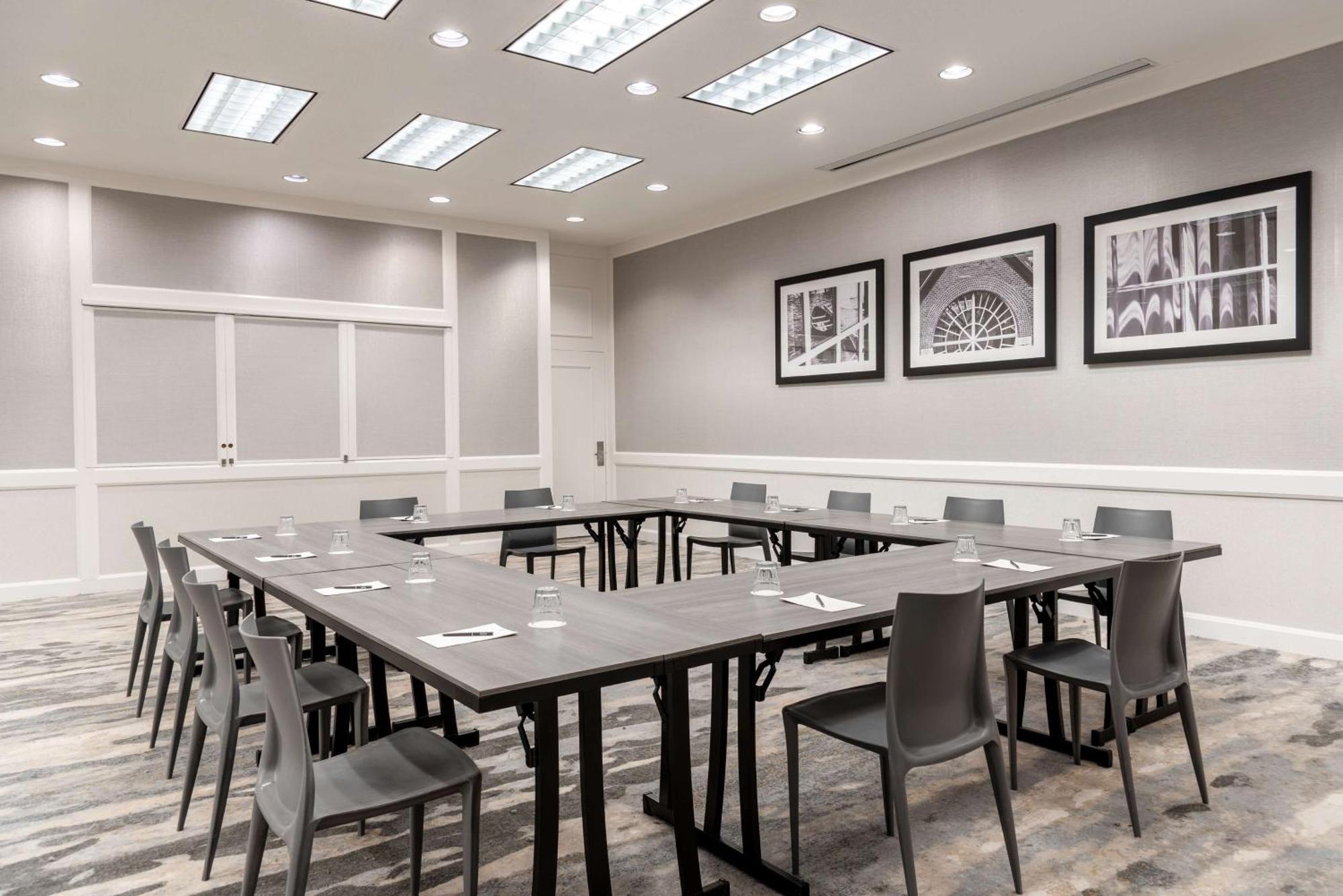 Hilton Alexandria Mark Center Kültér fotó